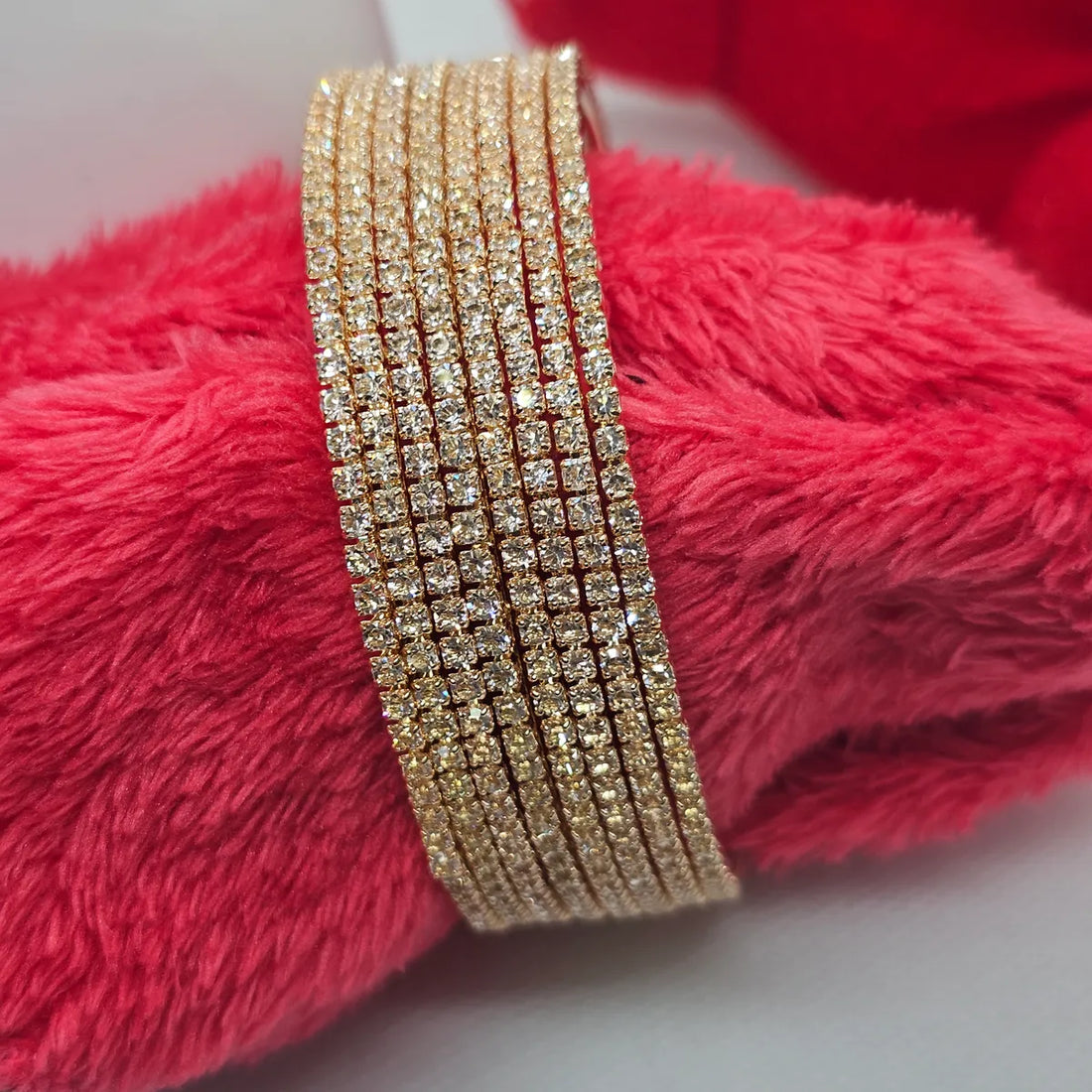 Gold Plated Stone Single Line Set Bangle (8 Pieces )