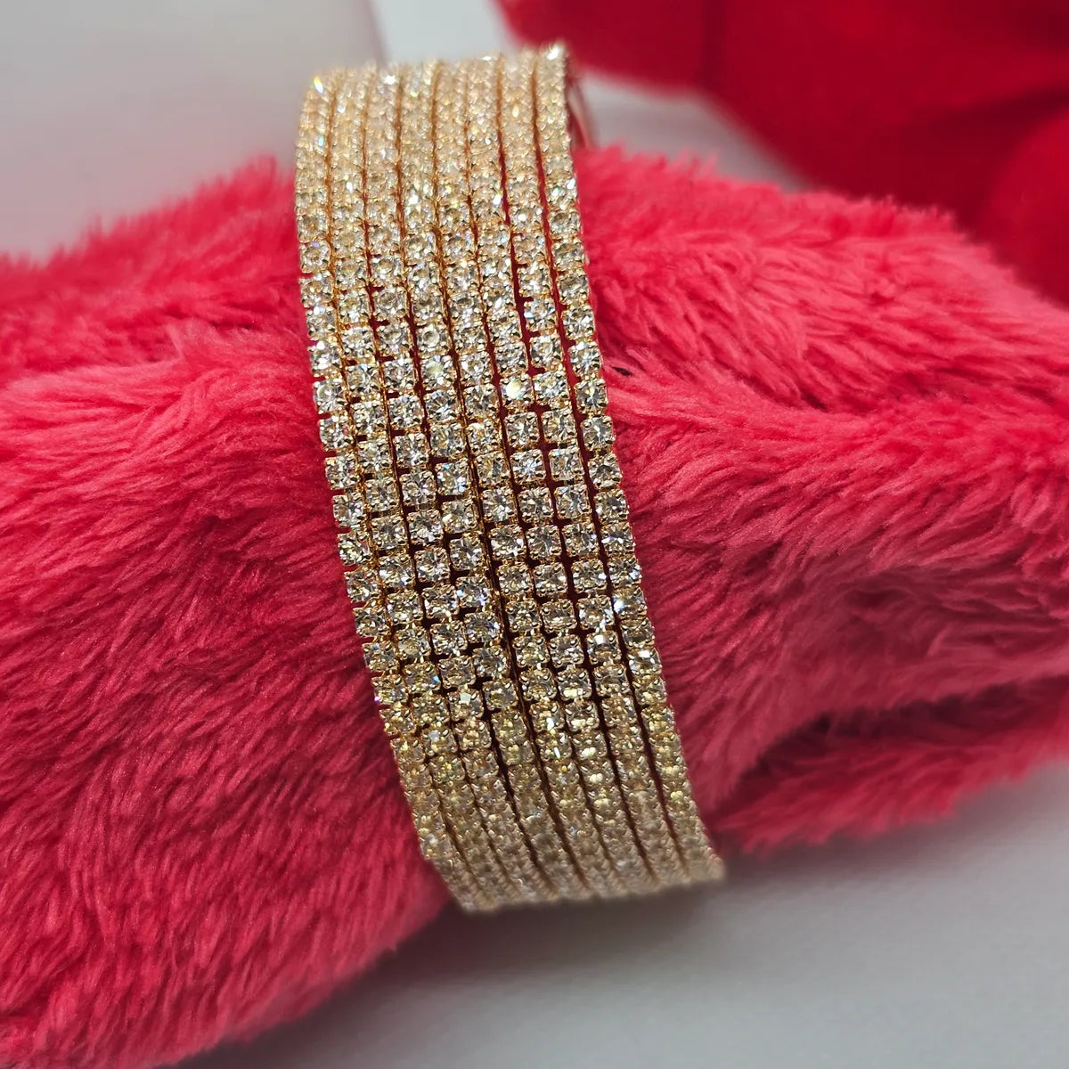Gold Plated Stone Single Line Set Bangle (8 Pieces )