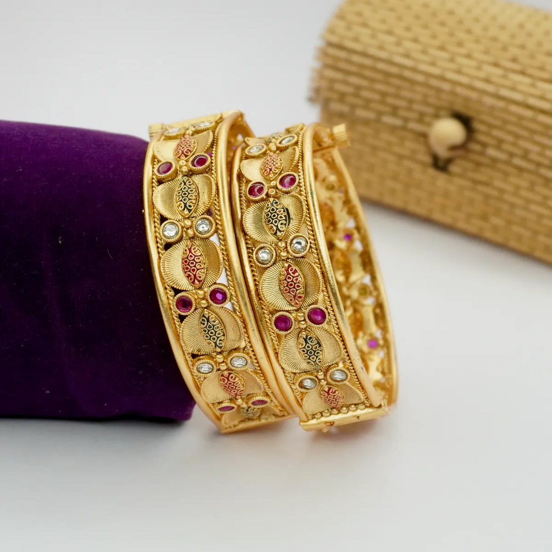 Daily Wear Style Light Weight Openable Bangles Set by Panini Jewels