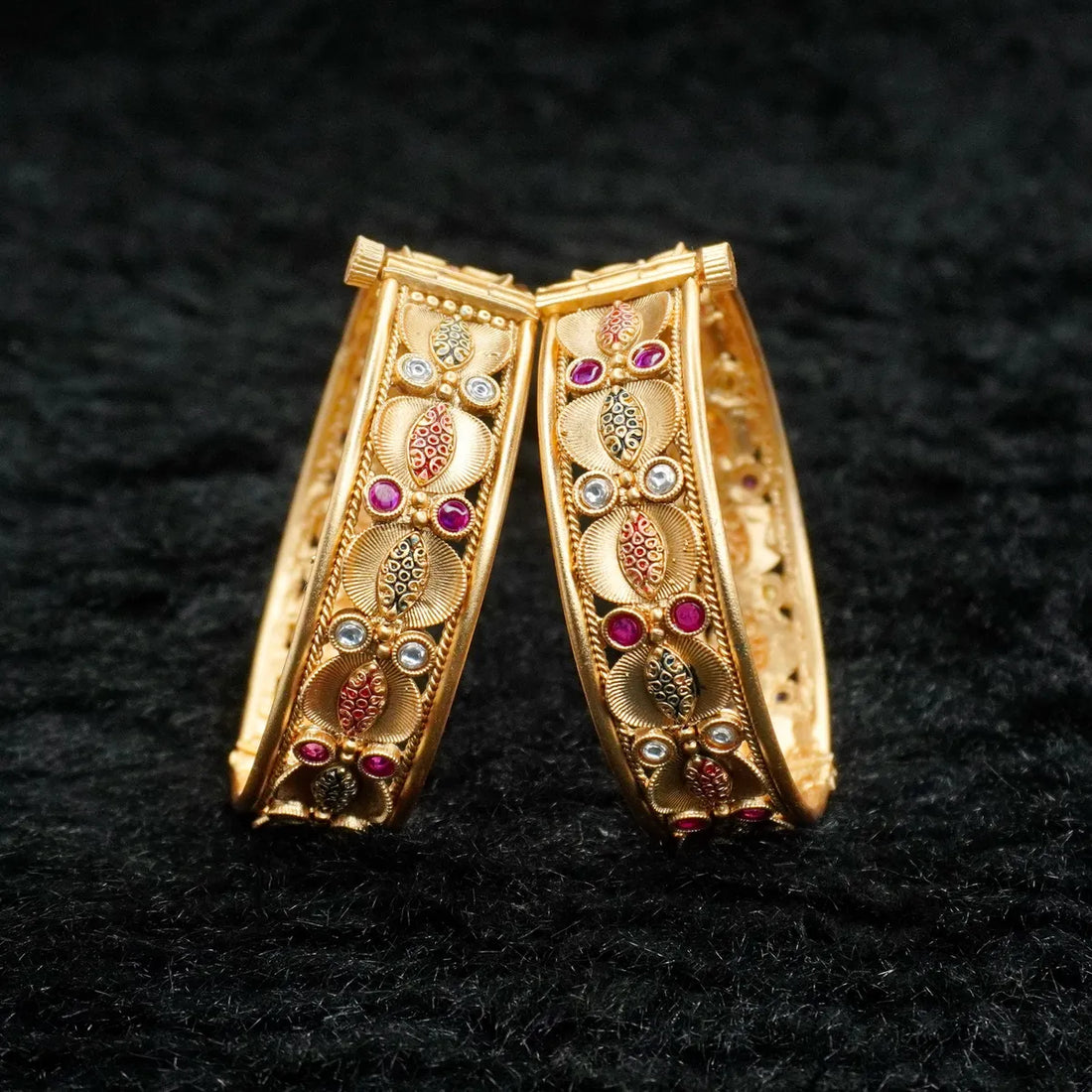 Daily Wear Style Light Weight Openable Bangles Set by Panini Jewels