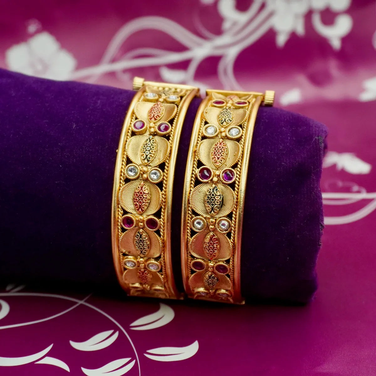 Daily Wear Style Light Weight Openable Bangles Set by Panini Jewels
